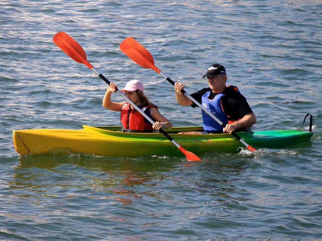 Can one person paddle two person kayak 