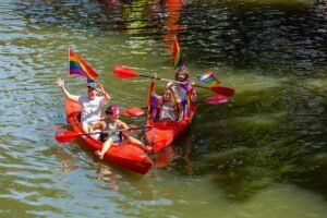 Kayaking with Friends 